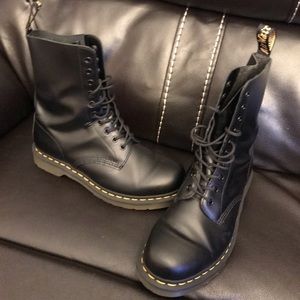 Dr martens women’s black boots size 10